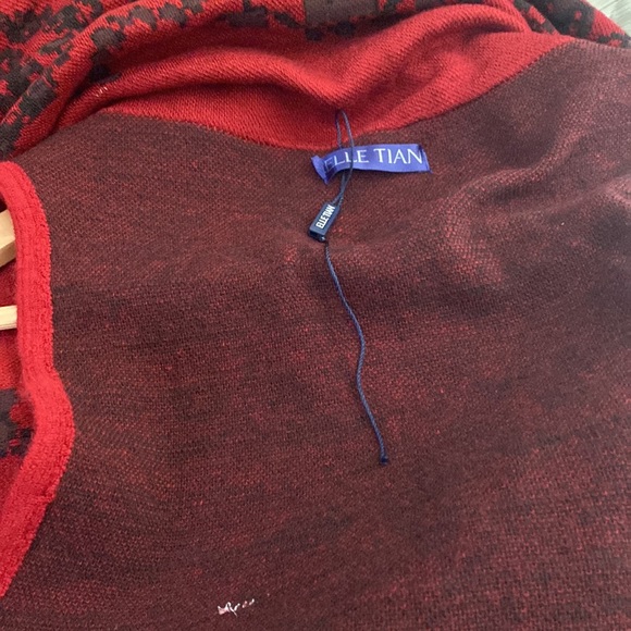 NWOT ELLE TIAN poncho - Picture 5 of 6